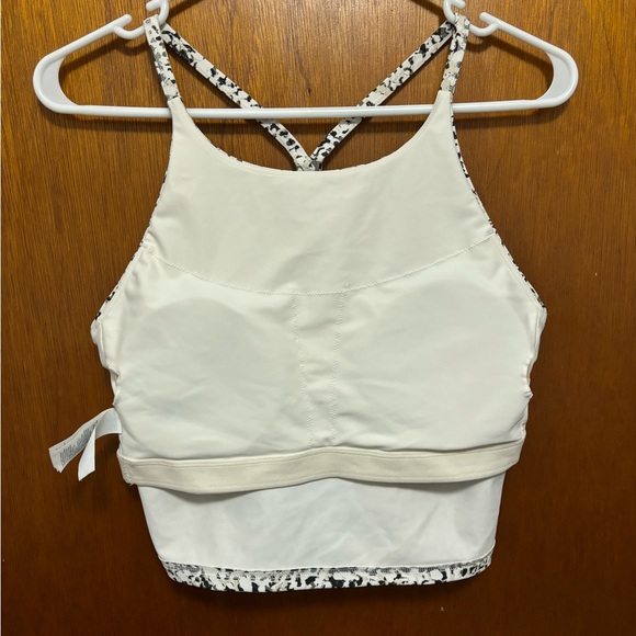 old navy tank top - Picture 4 of 5